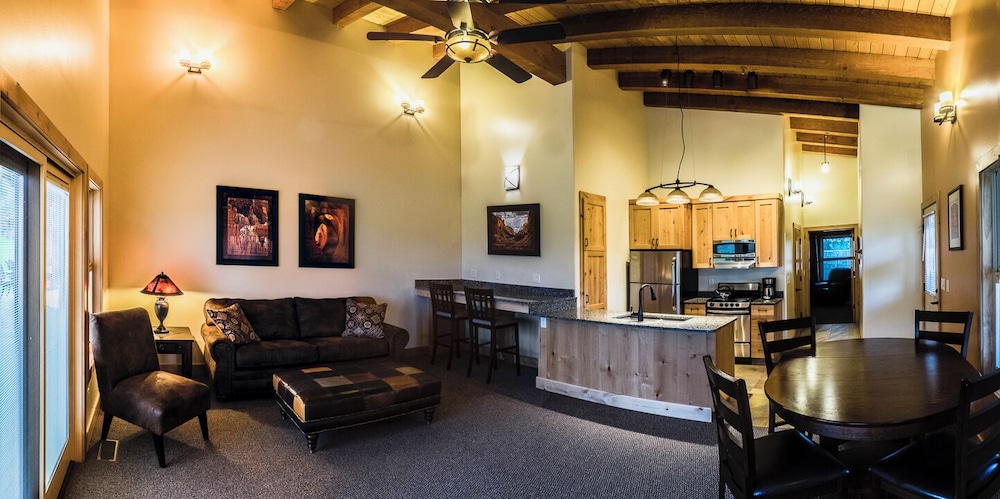 Boulder Mountain Lodge by null