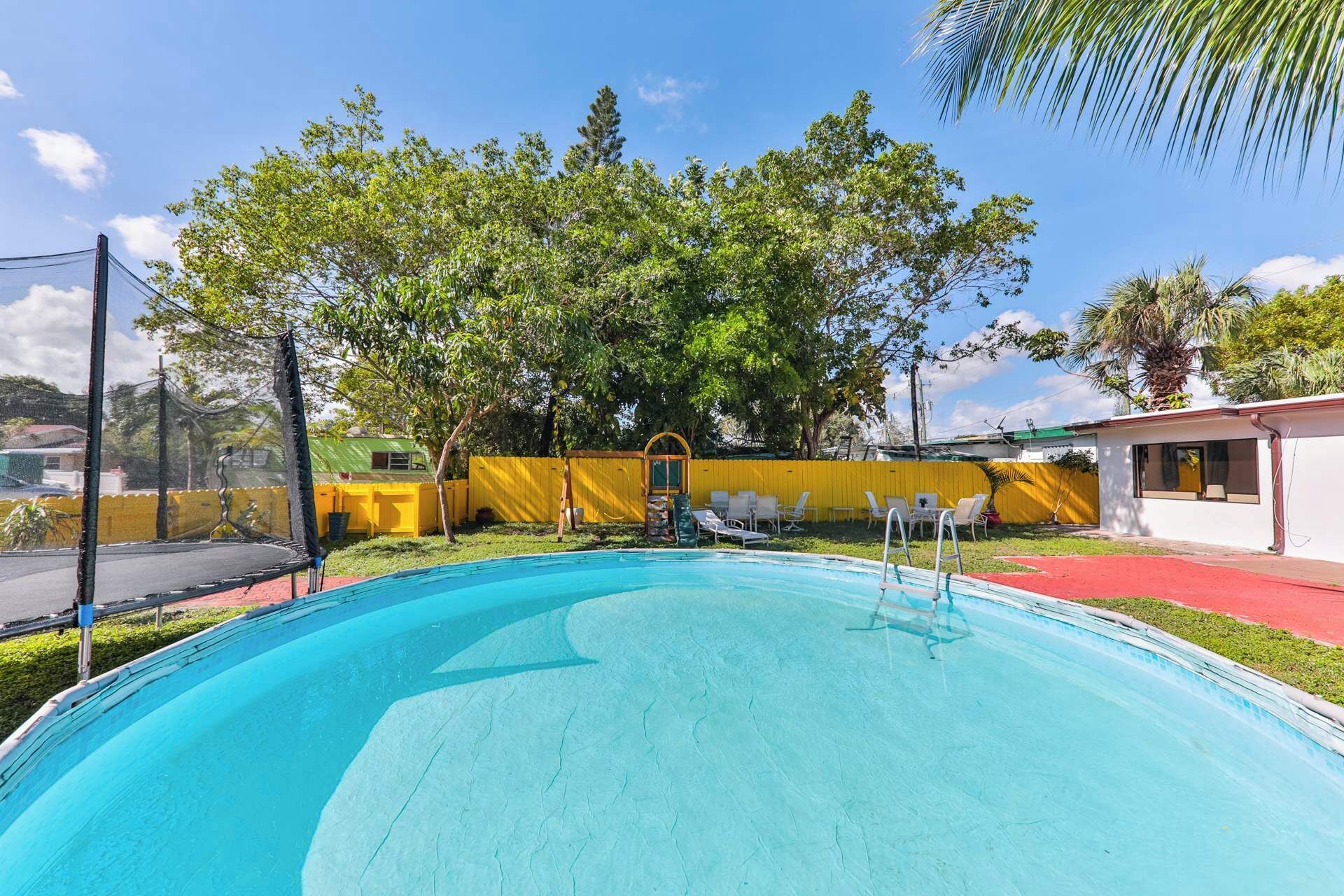 Alberca al aire libre 