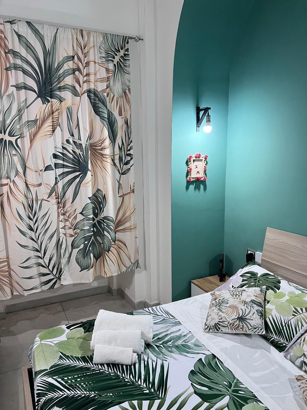 1 chambre, fer et planche à repasser, Wi-Fi, draps fournis