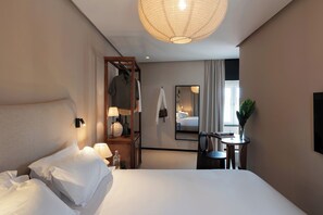 Family Suite | Free minibar items, in-room safe, soundproofing, free WiFi