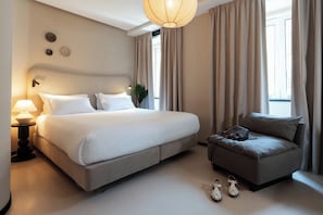 Free minibar items, in-room safe, soundproofing, free WiFi - Casa Teva Lisboa Boutique Hotel by chic&basic (Lisbon)