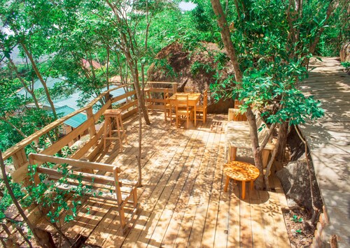 Aika Sunrise Treetops Home