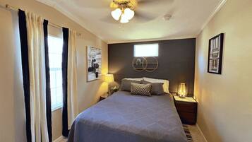 1 bedroom, WiFi, bed sheets