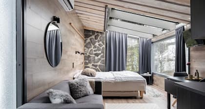 Private & Luminous Suite with lake views