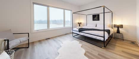3 Schlafzimmer, Schreibtisch, Bügeleisen/Bügelbrett, kostenloses WLAN
