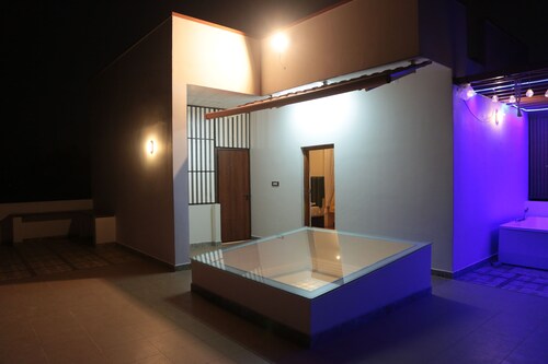 Dharmik Heritage Villa-Luxury Farmhouse near Bangalore