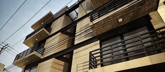 URBAN LIVING TOWER K04