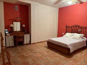 6 habitaciones, wifi gratis y ropa de cama 