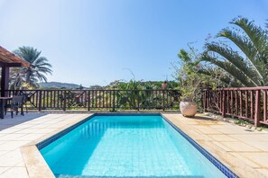 Deluxe House, 5 Bedrooms, Private Pool | Pool | Indoor pool, pool umbrellas - Bz73 Geribá! Casa c/ piscina privativa 5 Suítes! (Búzios)