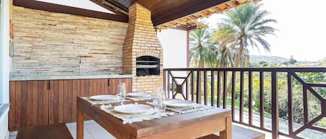 Deluxe huis, 5 slaapkamers, privézwembad | Buiten dineren