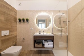 Green | Bathroom