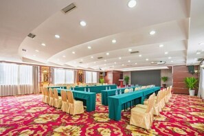 Meeting facility - Jinye Hotel (zhanggongqiao Food Street) (Leshan)