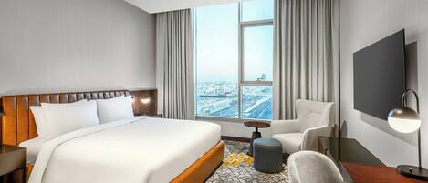 Standard Room, 1 King Bed, City View