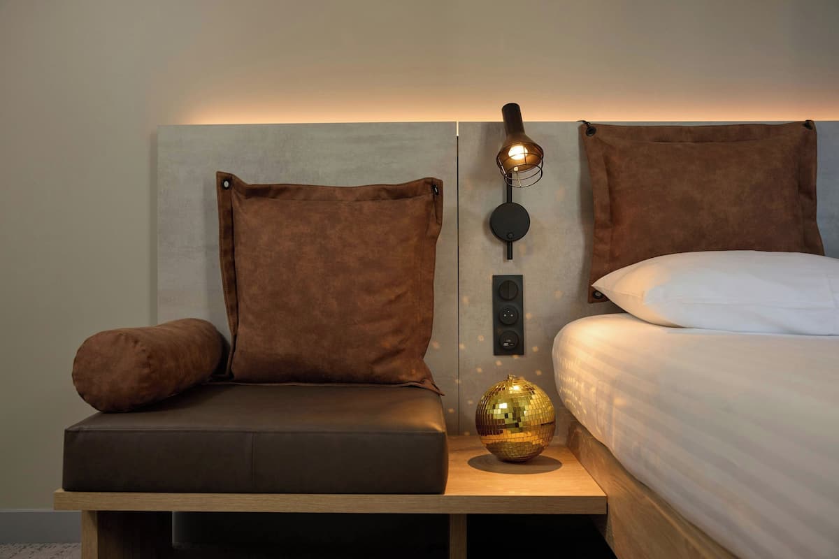 Superior Room, 1 Double Bed | Desk, laptop workspace, soundproofing, free WiFi