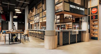Moxy Nice