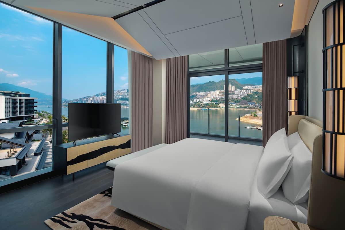 One Bedroom Suite