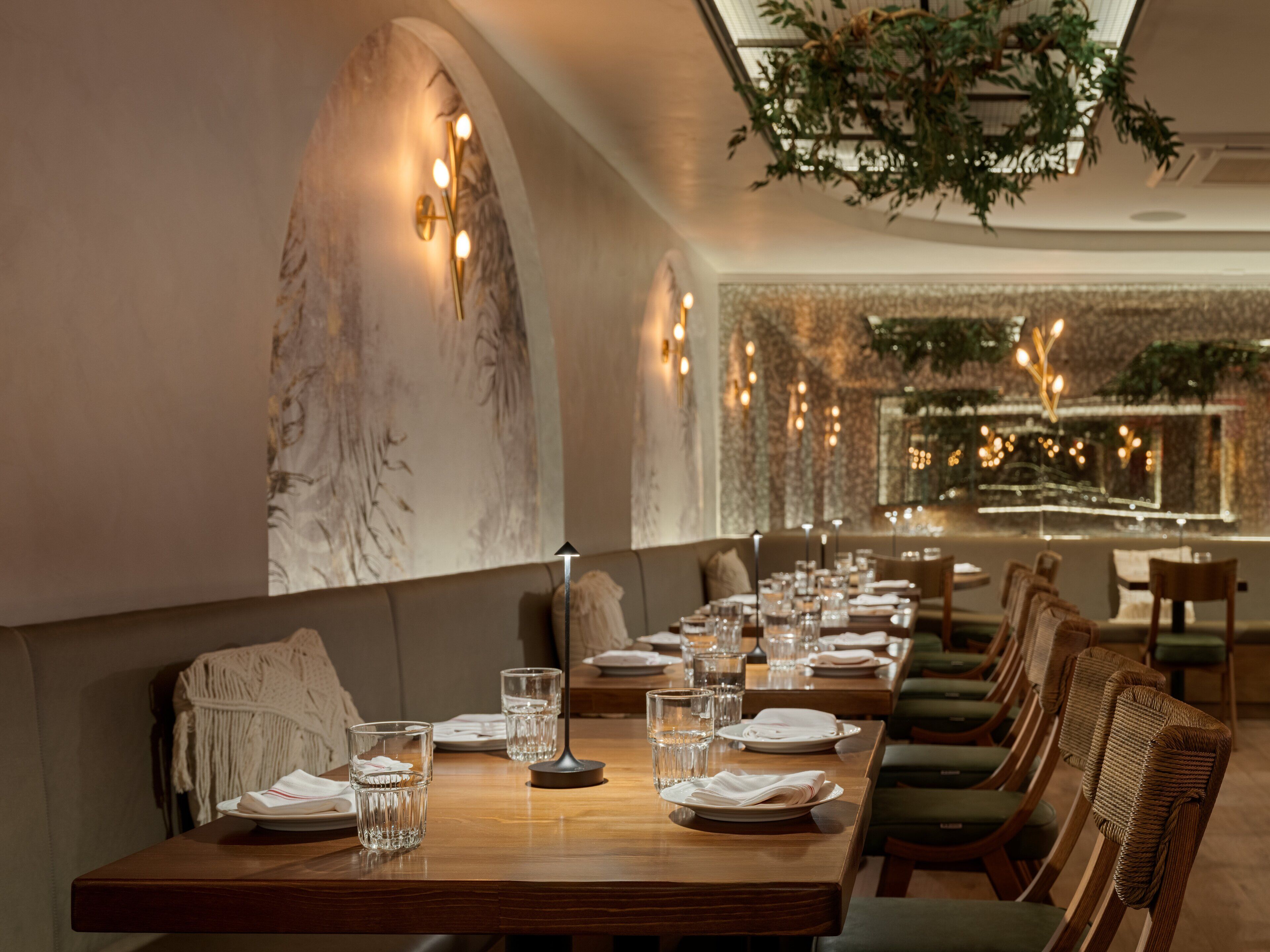 S'hi serveixen esmorzars, sopars i plats de cuina grega 