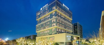 EVEN Wuhan Airport Zone by IHG