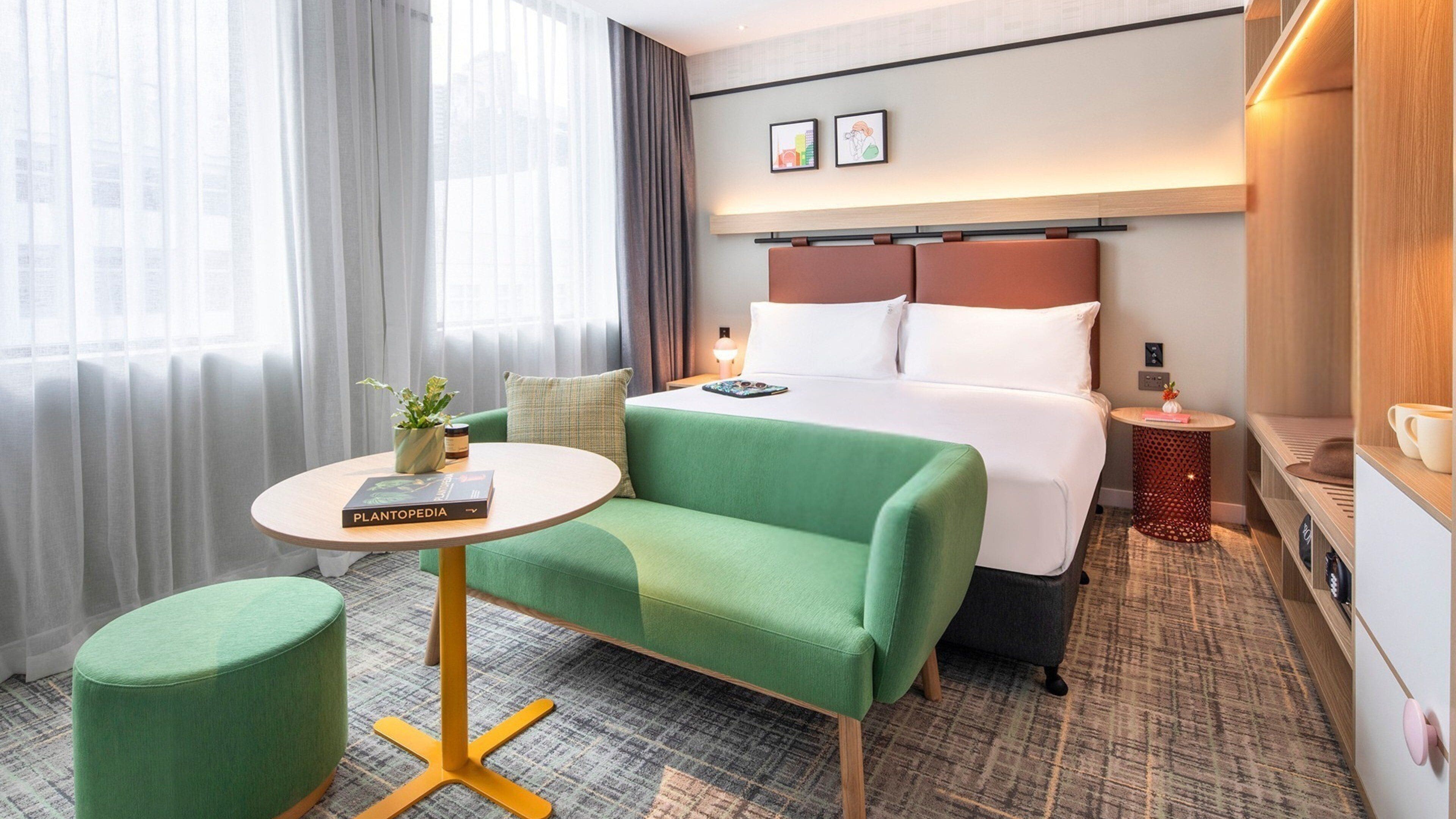 1 King Premium City View | Soundproofing, free WiFi, bed sheets