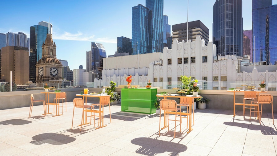 Holiday Inn Melbourne Bourke Street Mall by IHG
