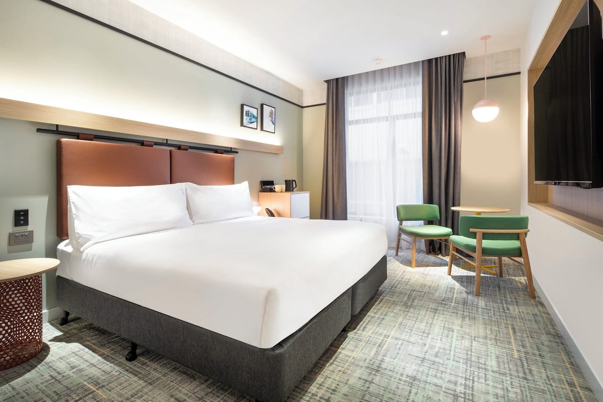 Desk, free cribs/infant beds, free WiFi, bed sheets