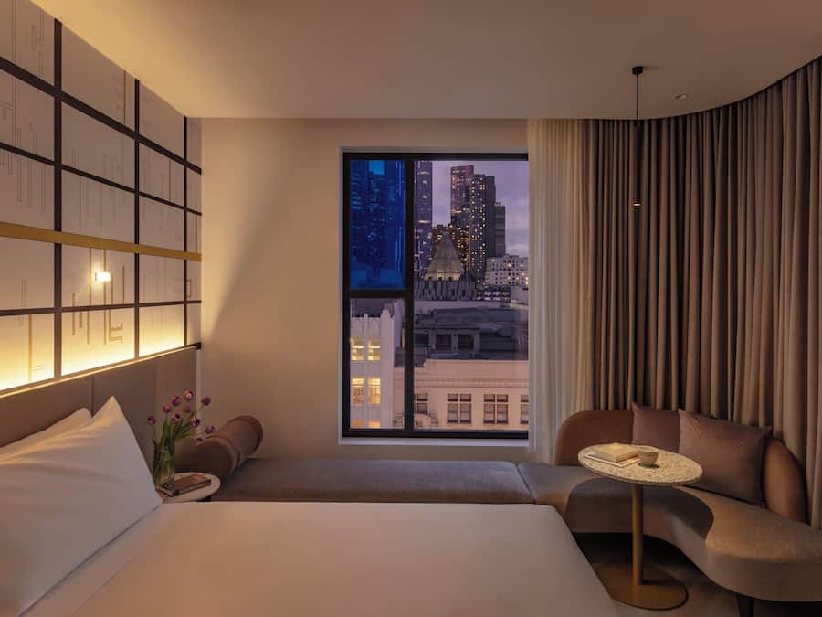 Minibar, cunas gratuitas, wifi gratis y ropa de cama