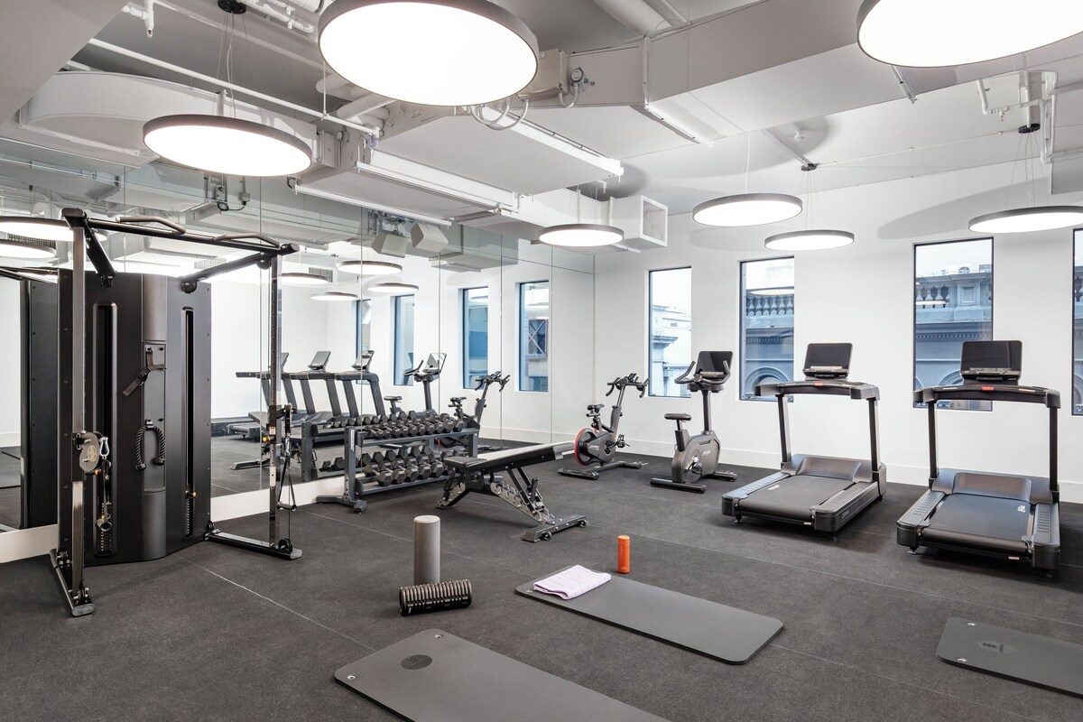 Hotel Indigo Melbourne Little Collins by IHG