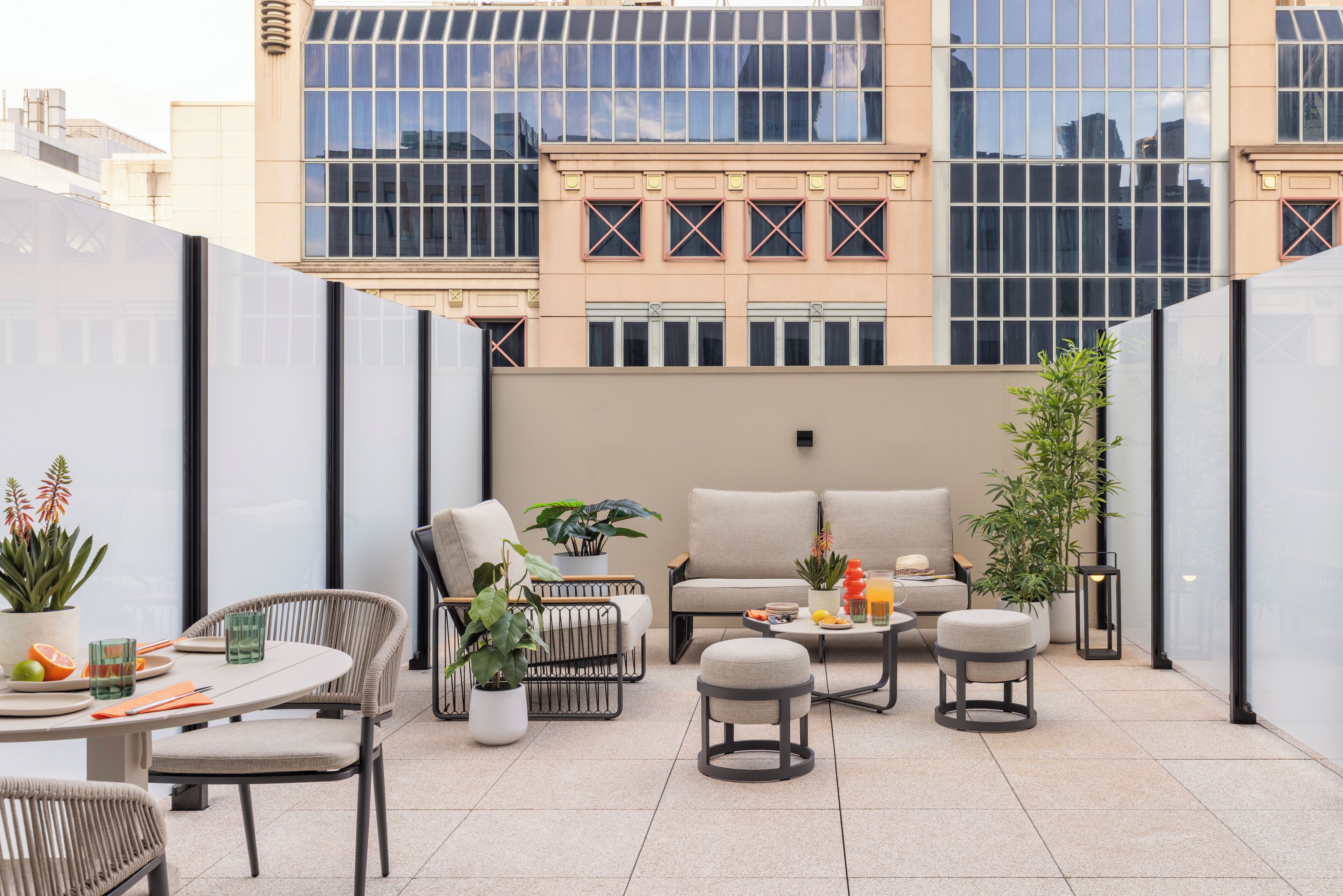 Phòng Tiêu chuẩn, 1 giường cỡ king, ban công, quang cảnh thành phố | Minibar, nôi (giường cho trẻ sơ sinh) miễn phí 