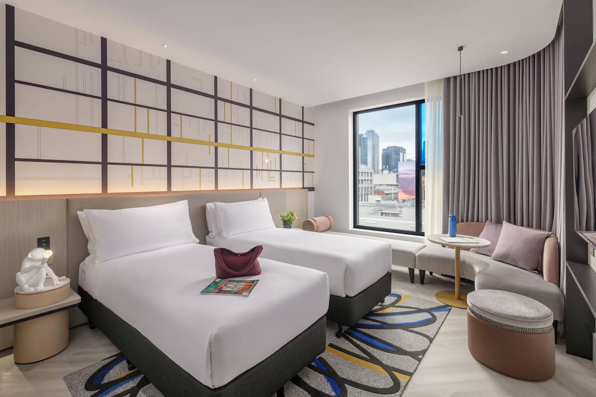2 Single Standard City View | Minibar, free cribs/infant beds, free WiFi, bed sheets