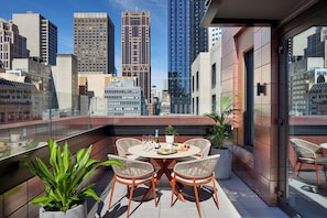 Minibar, lits bébé (gratuits), Wi-Fi gratuit, draps fournis