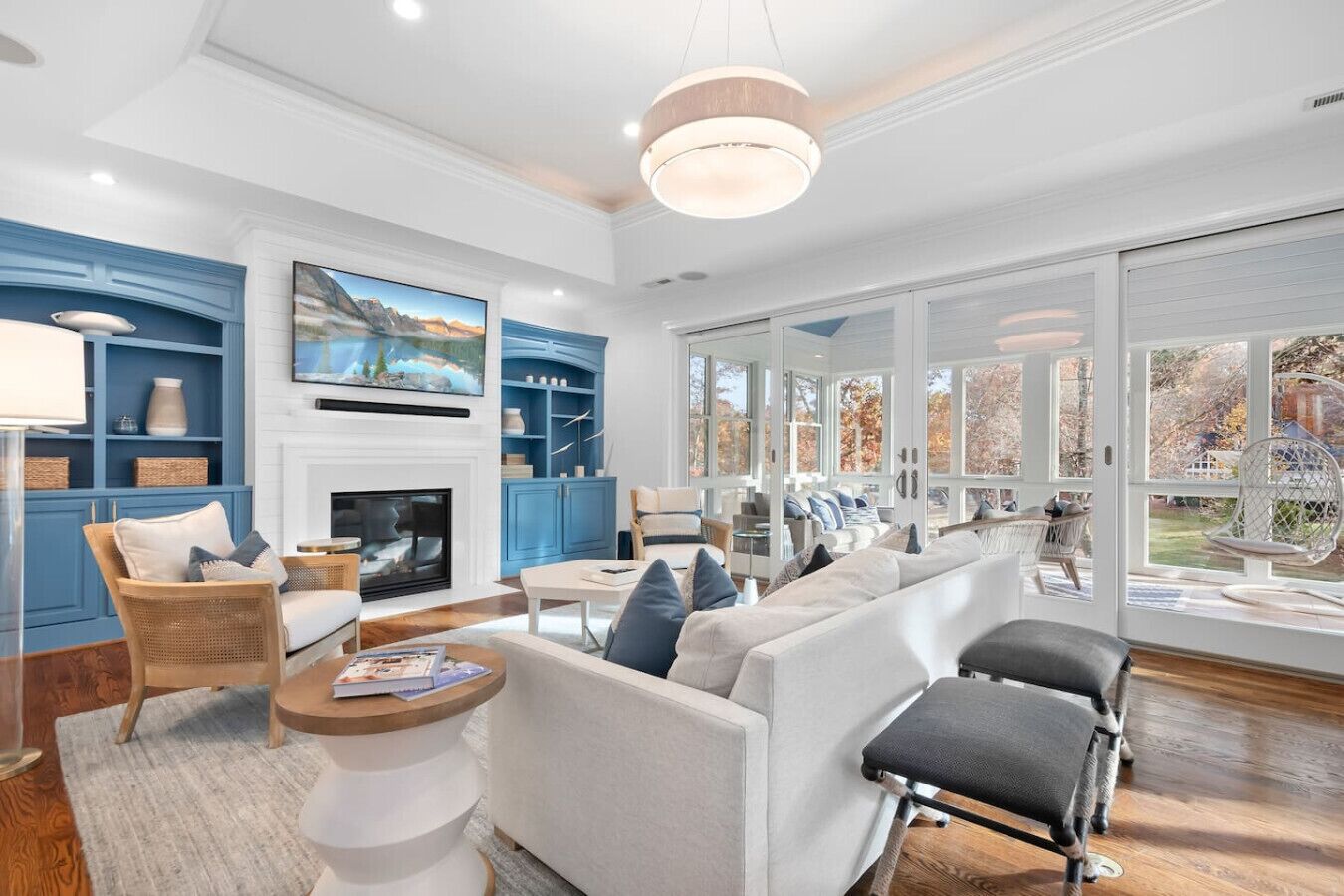 TV, fireplace, stereo, offices