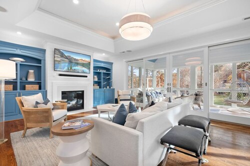 HGTV Design | Private Dock | Hot Tub | Fire Pit