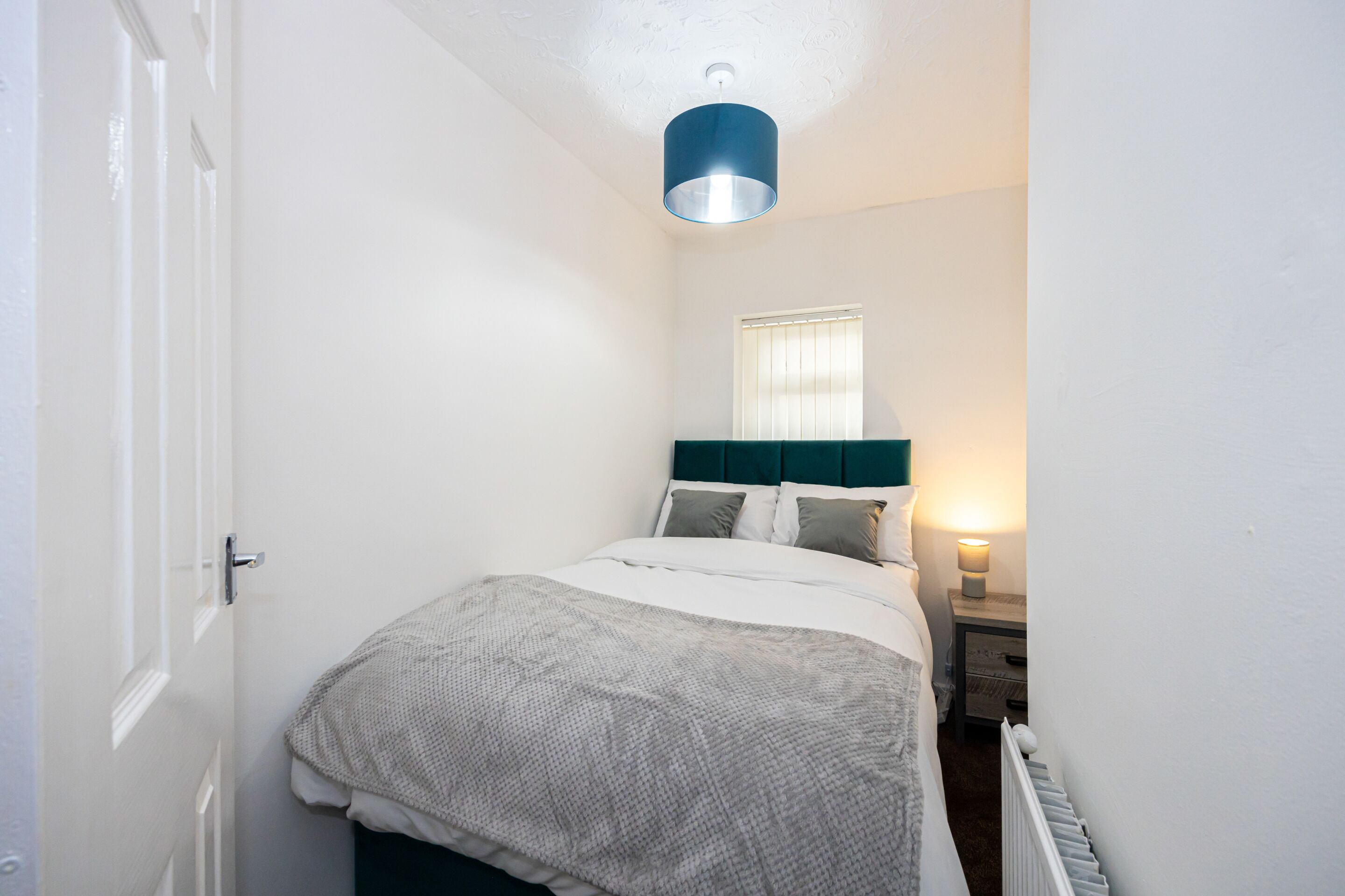 3 bedrooms, WiFi (free), bed sheets