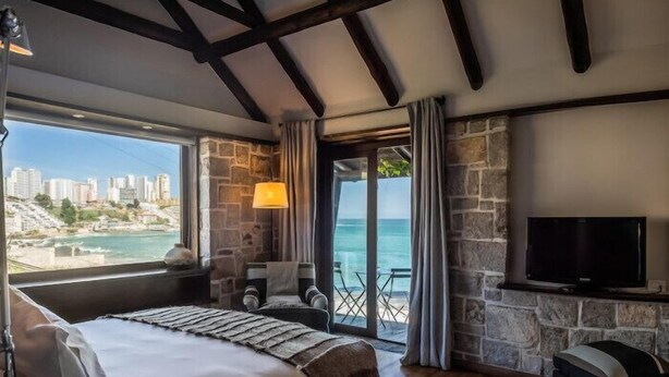 Chambre Prestige, 1 très grand lit, vue sur l’océan