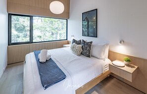 6 bedrooms, free WiFi, bed sheets