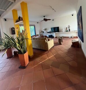 Interior - Hotel Casa Cuenca (Garzón)