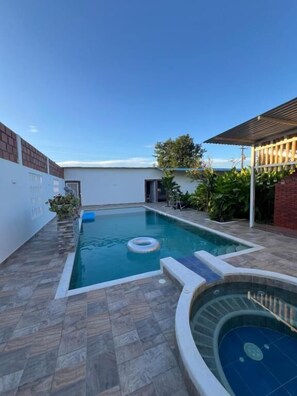 2 outdoor pools - Hotel Casa Cuenca (Garzón)