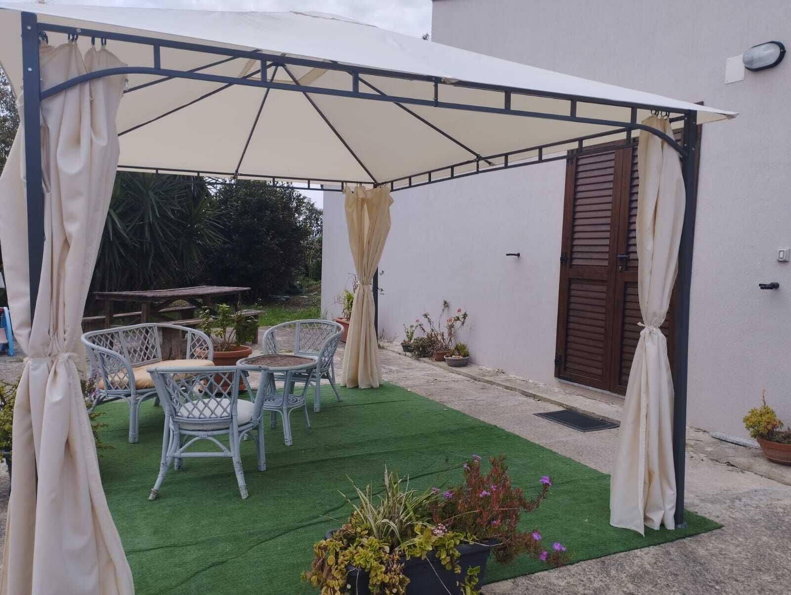 Chambre Triple Confort, vue jardin | Terrasse/Patio