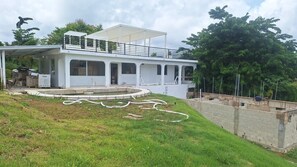 Exterior - Rainforest Villa- Gorgeous Pool and Ocean Views (Mata de Plátano)