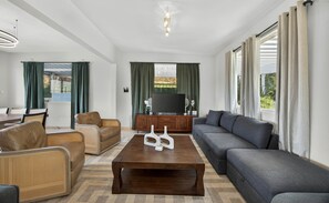 Ping pong - Rainforest Villa- Gorgeous Pool and Ocean Views (Mata de Plátano)