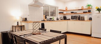 Spacious & Cozy Apartment in enjoyable Daly City with AC, WiFi