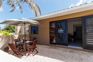 Deluxe Apartment, Garden View | Terrace/patio - Las Palmeras Apartments (Willemstad)