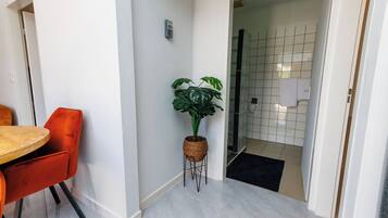 Deluxe-Apartment, Gartenblick | Wohnbereich