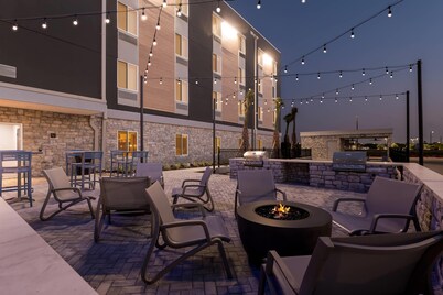 Everhome Suites Brownsville