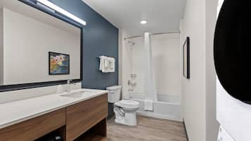 Suite, 1 King Bed, Non Smoking (Upgrade) | Desk, laptop workspace, blackout drapes, iron/ironing board