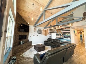 Télévision, cheminée