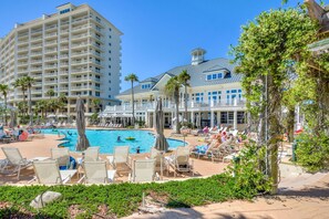 Indoor pool, outdoor pool - Beach Club B809 Ocean Front with Number One Rated Resort on the Beach! (Gulf Shores)