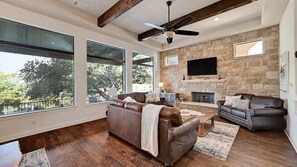 Smart TV, fireplace, video games, ping pong - Peaceful Lake LBJ Getaway w/ Private Beach + Stunning Views (Burnet)