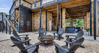 Sweet Life on Lake LBJ | Lake Retreat | Waterfront property with a Sandy Beach