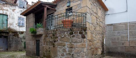 Ferienhaus, 4 Schlafzimmer, Raucher, Balkon | Außenbereich